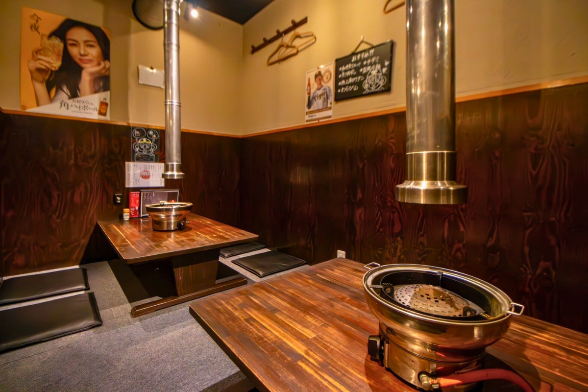 焼肉処わらびの座敷