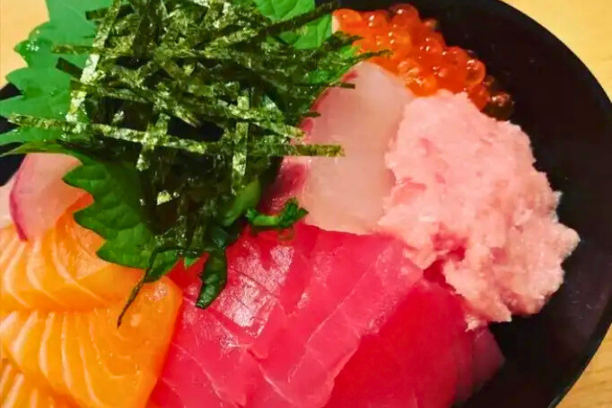 海坊主-八阪店-海鮮丼