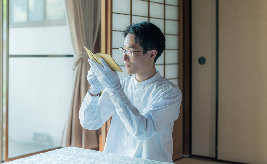 柳生質舗 5代目候補・柳生健二郎さんの接客風景