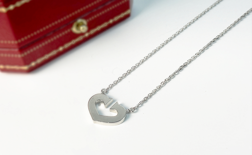 カルティエ Cハートネックレス（K18WG）